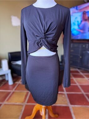 Long Sleeve Black Twist-Front Bodycon Dress